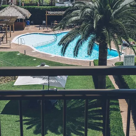 Aya Seahotel - Adults Only