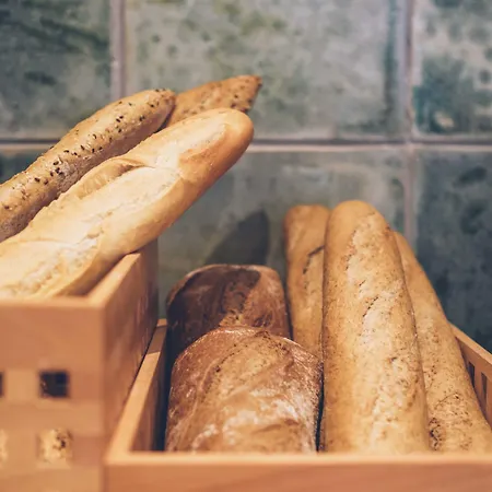 Aya Seahotel - Adults Only