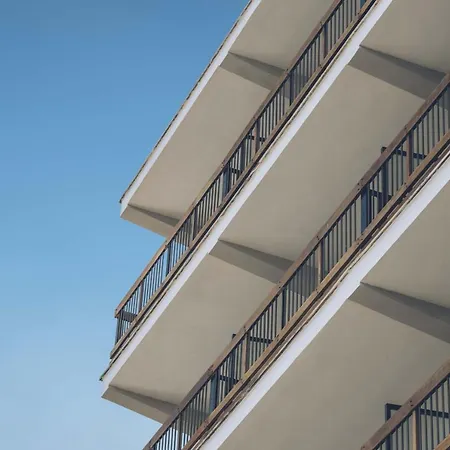 Aya Seahotel - Adults Only Otel