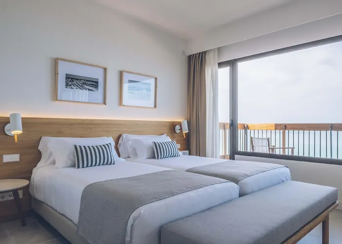 Aya Seahotel - Adults Only