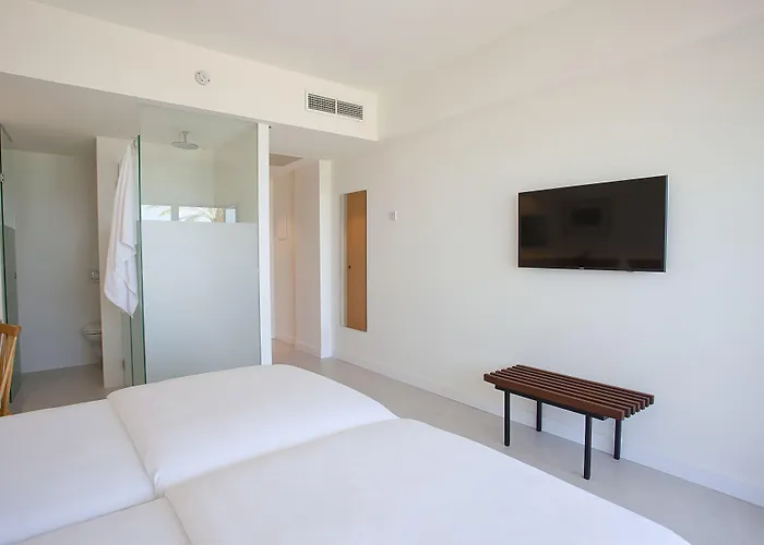 Готель Aya Seahotel - Adults Only 4*