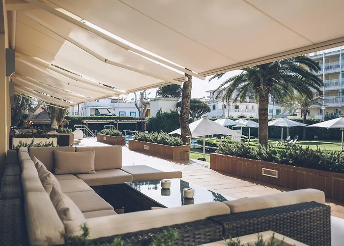 Aya Seahotel - Adults Only Готель