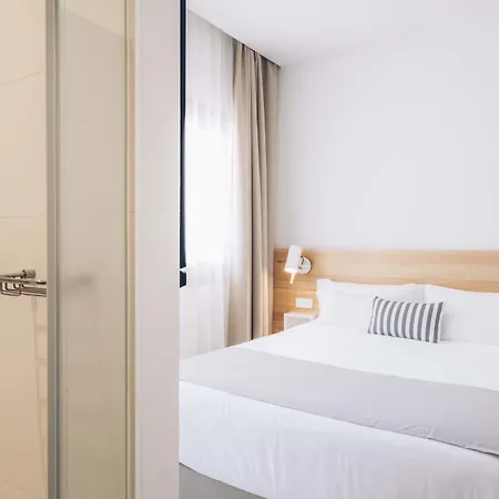 Aya Seahotel - Adults Only מלון פלאייה דה פאלמה