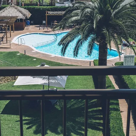 Aya Seahotel - Adults Only מלון 4*